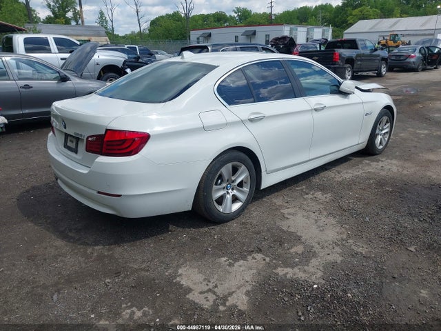 Продаж на аукціоні авто 2011 Bmw 528i, vin: WBAFR1C50BDS36248, номер лоту: 44987119