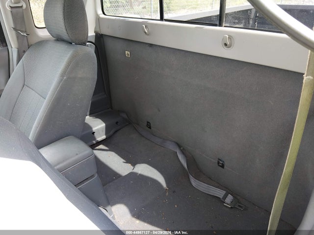 44987127 :رقم المزاد ، 1N6DD26T24C478571 vin ، 2004 Nissan Frontier Xe مزاد بيع
