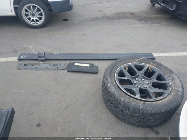 Продаж на аукціоні авто 2019 Ram 1500 Laramie  4x4 5'7 Box, vin: 1C6SRFJTXKN909872, номер лоту: 44987202