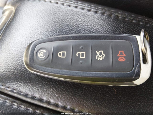 Продажа на аукционе авто 2013 Lincoln Mkt Livery, vin: 2LMHJ5NK1DBL56856, номер лота: 44987221