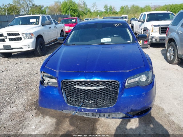 2C3CCAAG7JH308855 Chrysler 300 Touring