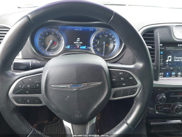 2C3CCAAG7JH308855 Chrysler 300 Touring
