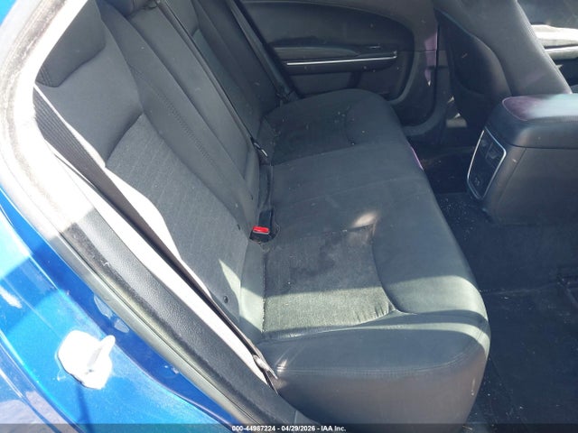 2C3CCAAG7JH308855 Chrysler 300 Touring