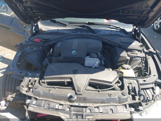 44987283 :رقم المزاد ، WBA3C3G53FNT52697 vin ، 2015 Bmw 320i Xdrive مزاد بيع