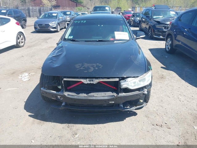 44987283 :رقم المزاد ، WBA3C3G53FNT52697 vin ، 2015 Bmw 320i Xdrive مزاد بيع