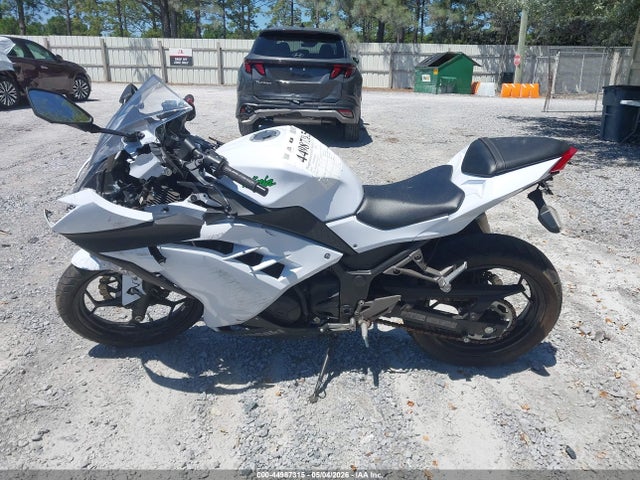 44987315 :رقم المزاد ، JKAEX8B17FDA21318 vin ، 2015 Kawasaki Ex300 B مزاد بيع