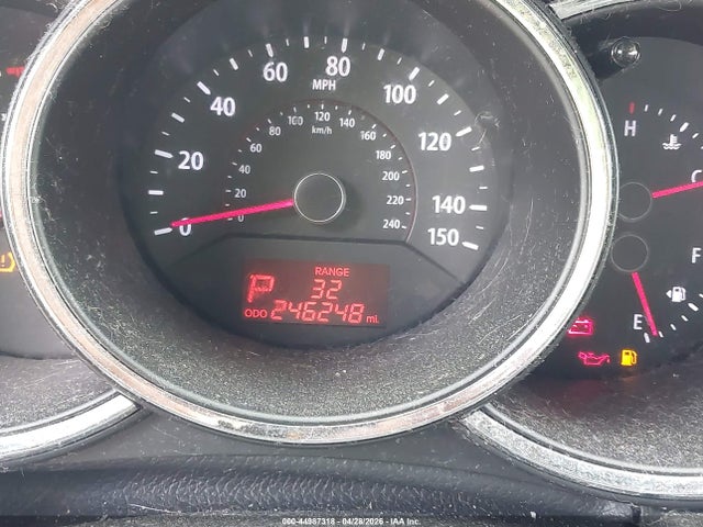 44987318 :رقم المزاد ، 5XYKT4A25DG403902 vin ، 2013 Kia Sorento Lx V6 مزاد بيع