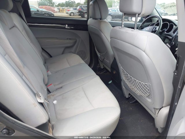 44987318 :رقم المزاد ، 5XYKT4A25DG403902 vin ، 2013 Kia Sorento Lx V6 مزاد بيع