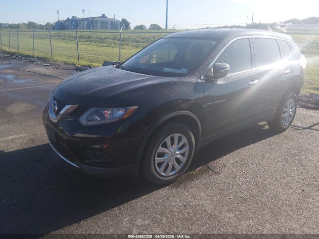 2015 Nissan Rogue S მანქანა იყიდება აუქციონზე, vin: KNMAT2MT8FP590007, აუქციონის ნომერი: 44987329