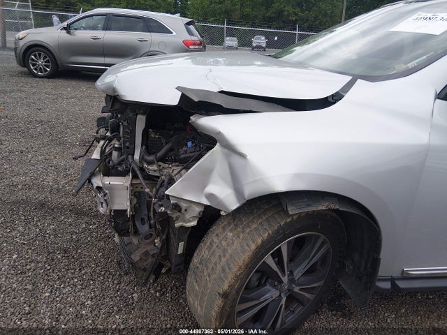44987363 :رقم المزاد ، 5N1DR2MN7HC902692 vin ، 2017 Nissan Pathfinder Platinum مزاد بيع