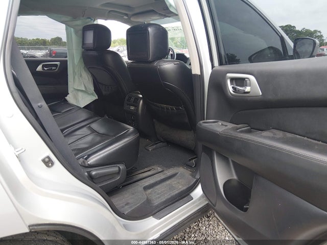 44987363 :رقم المزاد ، 5N1DR2MN7HC902692 vin ، 2017 Nissan Pathfinder Platinum مزاد بيع