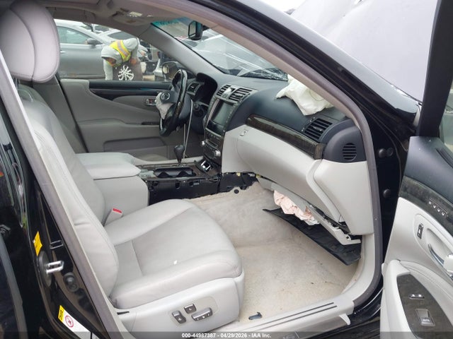 Продаж на аукціоні авто 2011 Lexus Ls 460, vin: JTHBL5EF5B5107446, номер лоту: 44987387