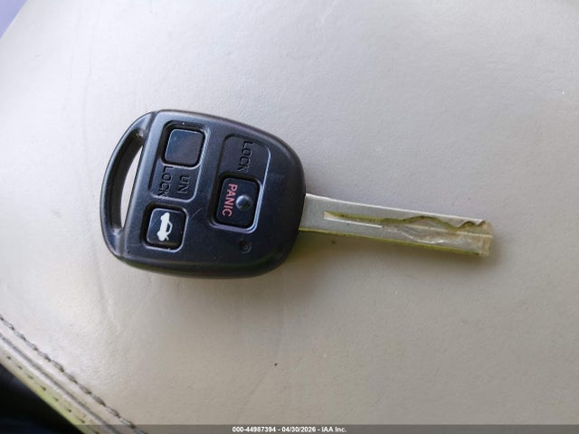 44987394 :رقم المزاد ، JTHBF30G720082767 vin ، 2002 Lexus Es 300 مزاد بيع