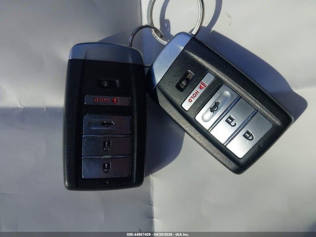 44987409 :رقم المزاد ، 19UUB3F7XFA009990 vin ، 2015 Acura Tlx V6 Advance مزاد بيع