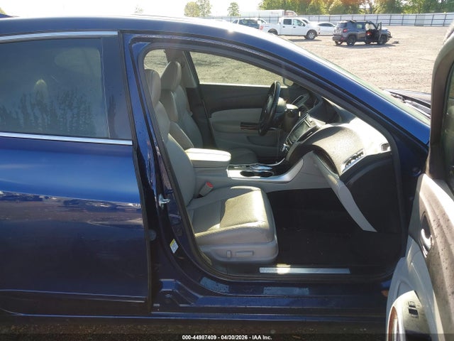 44987409 :رقم المزاد ، 19UUB3F7XFA009990 vin ، 2015 Acura Tlx V6 Advance مزاد بيع