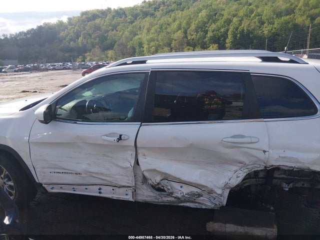 2020 Jeep Cherokee Latitude Plus 4x4 მანქანა იყიდება აუქციონზე, vin: 1C4PJMLB8LD526552, აუქციონის ნომერი: 44987468