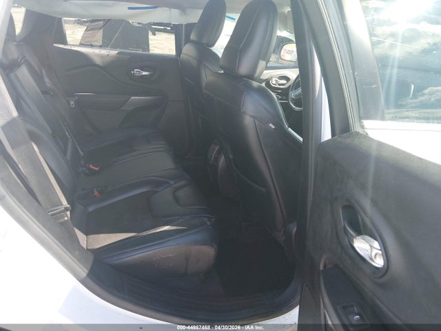 2020 Jeep Cherokee Latitude Plus 4x4 მანქანა იყიდება აუქციონზე, vin: 1C4PJMLB8LD526552, აუქციონის ნომერი: 44987468