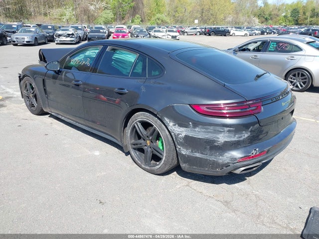 44987476 :رقم المزاد ، WP0AA2A71HL101079 vin ، 2017 Porsche Panamera 4 مزاد بيع