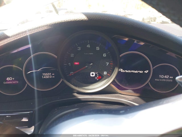 44987476 :رقم المزاد ، WP0AA2A71HL101079 vin ، 2017 Porsche Panamera 4 مزاد بيع