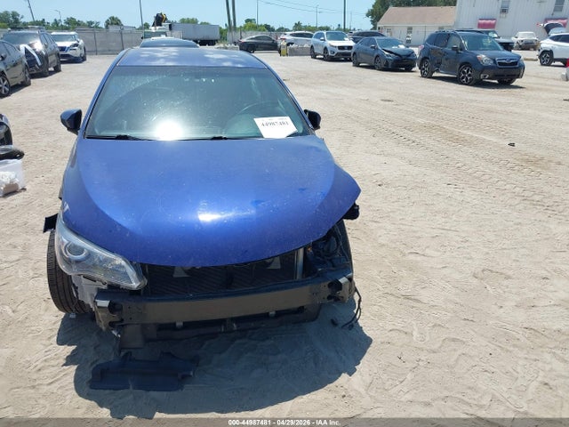 2015 Toyota Camry Se მანქანა იყიდება აუქციონზე, vin: 4T1BF1FK7FU907895, აუქციონის ნომერი: 44987481