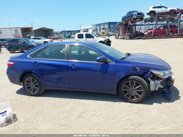2015 Toyota Camry Se მანქანა იყიდება აუქციონზე, vin: 4T1BF1FK7FU907895, აუქციონის ნომერი: 44987481