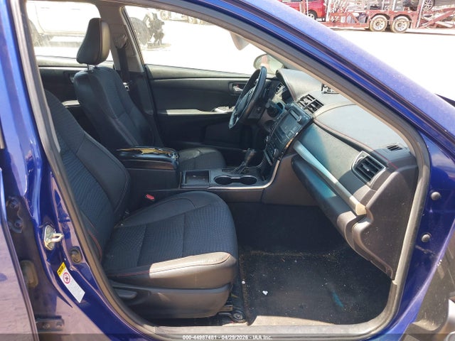 2015 Toyota Camry Se მანქანა იყიდება აუქციონზე, vin: 4T1BF1FK7FU907895, აუქციონის ნომერი: 44987481