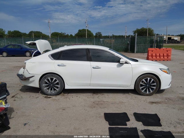 1N4AL3AP8JC144488 Nissan Altima 2.5 Sl