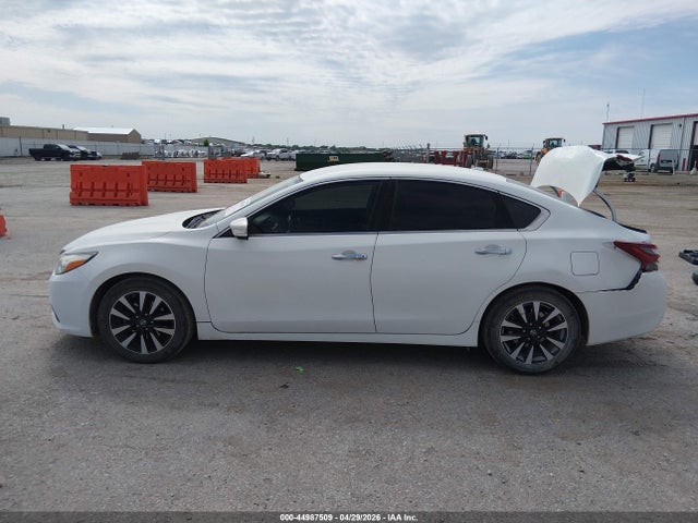 1N4AL3AP8JC144488 Nissan Altima 2.5 Sl