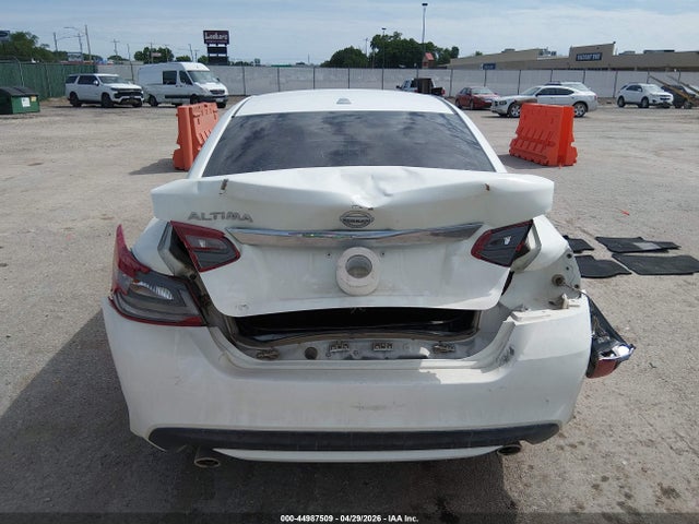 1N4AL3AP8JC144488 Nissan Altima 2.5 Sl