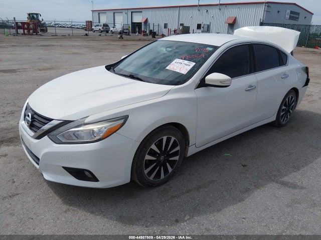 1N4AL3AP8JC144488 Nissan Altima 2.5 Sl