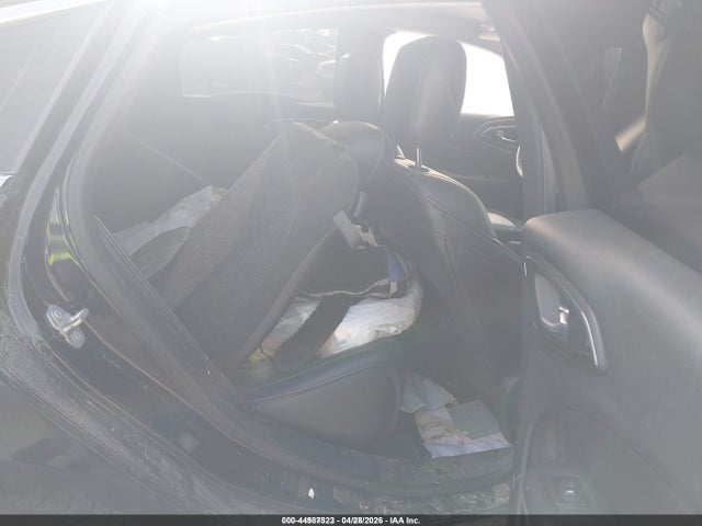 Продажа на аукционе авто 2015 Chrysler 200 C, vin: 1C3CCCCB3FN552269, номер лота: 44987523