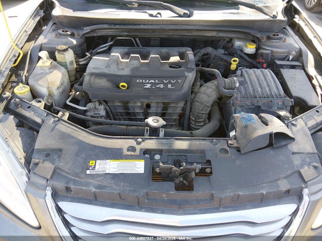 44987537 :رقم المزاد ، 1C3CCBAB4DN671118 vin ، 2013 Chrysler 200 Lx مزاد بيع