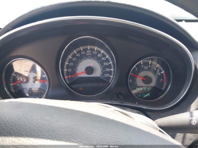 44987537 :رقم المزاد ، 1C3CCBAB4DN671118 vin ، 2013 Chrysler 200 Lx مزاد بيع