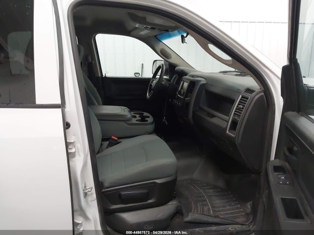 Продажа на аукционе авто 2018 Ram 1500 Tradesman  4x4 5'7 Box, vin: 1C6RR7KG9JS106184, номер лота: 44987573