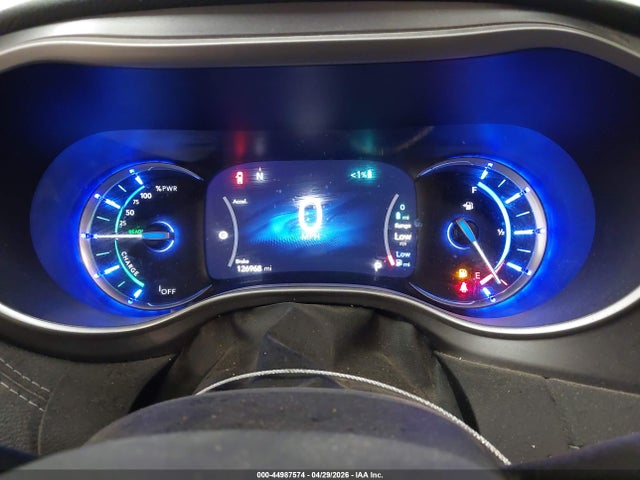 2023 Chrysler Pacifica Hybrid Touring L მანქანა იყიდება აუქციონზე, vin: 2C4RC1L78PR562631, აუქციონის ნომერი: 44987574