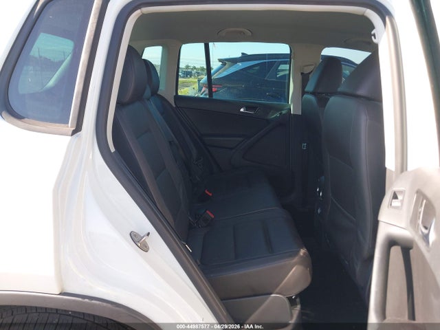 Продаж на аукціоні авто 2015 Volkswagen Tiguan Se, vin: WVGAV7AX0FW580913, номер лоту: 44987577