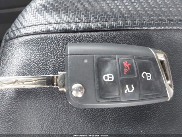 Продаж на аукціоні авто 2021 Volkswagen Tiguan 2.0t S, vin: 3VV1B7AX9MM024286, номер лоту: 44987596