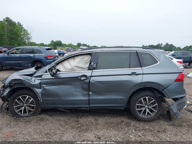 Продажа на аукционе авто 2019 Volkswagen Tiguan 2.0t Se/2.0t Sel/2.0t Sel R-line/2.0t Sel R-line Black, vin: 3VV2B7AX6KM072605, номер лота: 44987605