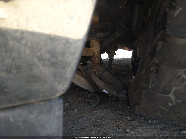 44987609 :رقم المزاد ، 3GCUKREC8FG239433 vin ، 2015 Chevrolet Silverado 1500 2lt مزاد بيع