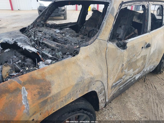 Продажа на аукционе авто 2018 Jeep Renegade Altitude Fwd, vin: ZACCJABB2JPG69493, номер лота: 44987623