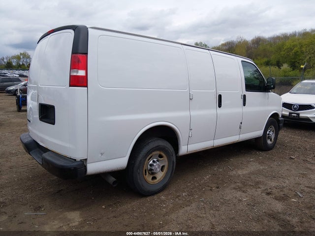 2017 Chevrolet Express 2500 Work Van მანქანა იყიდება აუქციონზე, vin: 1GCWGAFF2H1185892, აუქციონის ნომერი: 44987627