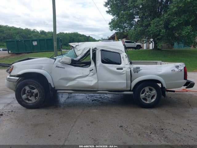 2000 Nissan Frontier Se-v6/xe-v6 მანქანა იყიდება აუქციონზე, vin: 1N6ED27Y6YC315393, აუქციონის ნომერი: 44987629