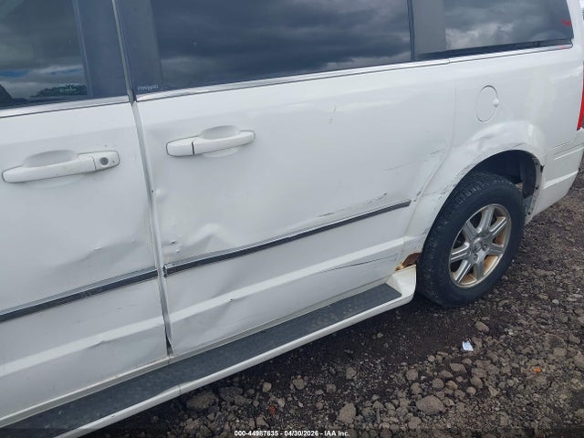 Продаж на аукціоні авто 2010 Chrysler Town & Country Touring, vin: 2A4RR5D15AR104238, номер лоту: 44987635