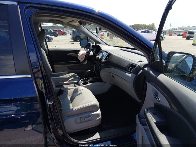 Продаж на аукціоні авто 2017 Honda Pilot Ex-l, vin: 5FNYF6H50HB063827, номер лоту: 44987637