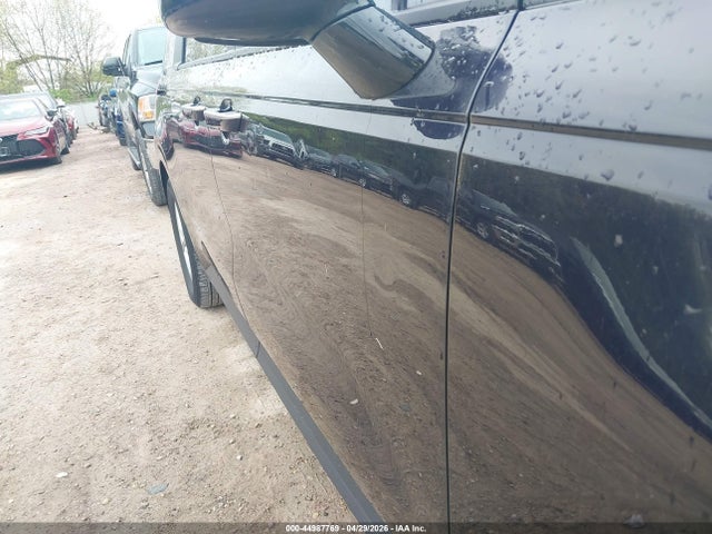 Продажа на аукционе авто 2024 Kia Carnival Mpv Lx Seat Package, vin: KNDNB4H34R6448256, номер лота: 44987769