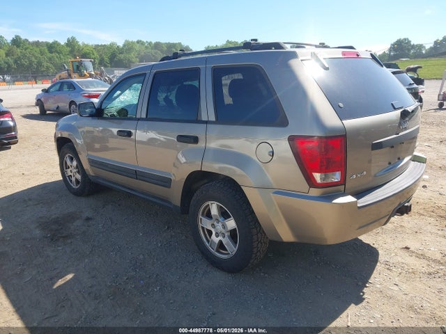 2005 Jeep Grand Cherokee Laredo მანქანა იყიდება აუქციონზე, vin: 1J4HR48N35C556397, აუქციონის ნომერი: 44987778