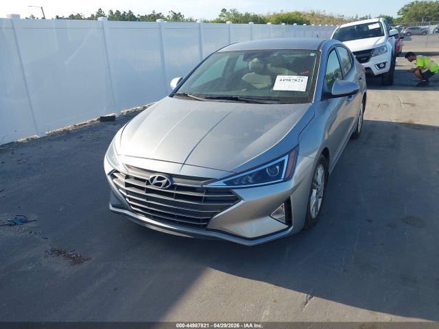 44987821 :رقم المزاد ، 5NPD84LF8LH601584 vin ، 2020 Hyundai Elantra Sel مزاد بيع