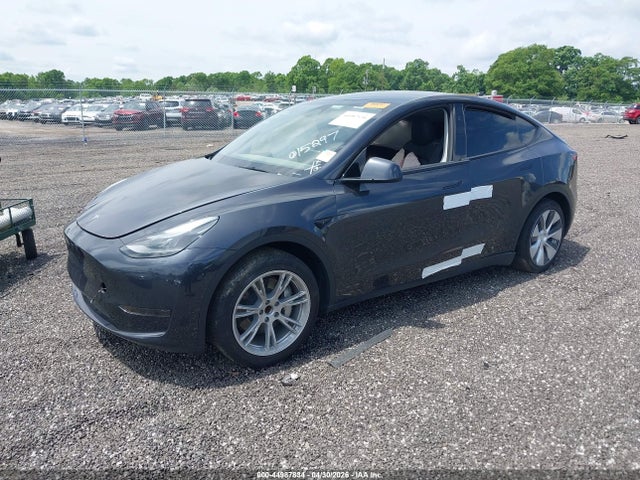 Продажа на аукционе авто 2024 Tesla Model Y Long Range Single Motor Rear-wheel Drive/rwd, vin: 7SAYGDED8RF015297, номер лота: 44987834