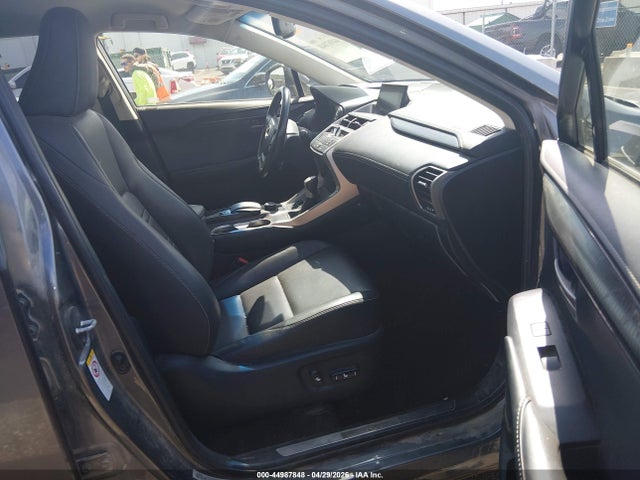 2015 Lexus Nx 200t მანქანა იყიდება აუქციონზე, vin: JTJYARBZ0F2001692, აუქციონის ნომერი: 44987848
