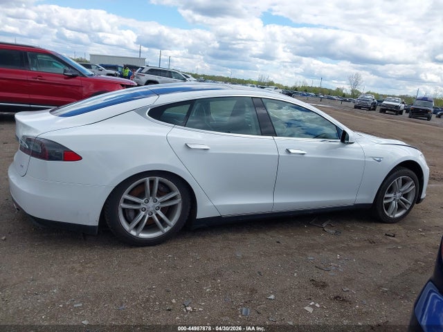 2014 Tesla Model S P85 მანქანა იყიდება აუქციონზე, vin: 5YJSA1H15EFP49393, აუქციონის ნომერი: 44987878